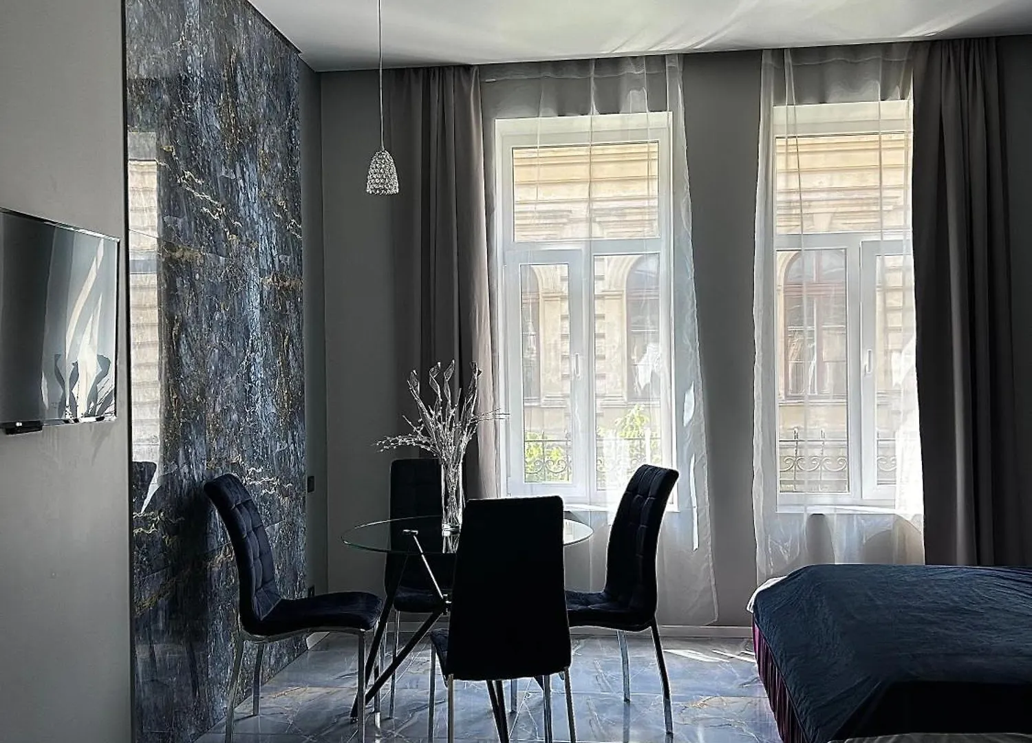 Family Residence Boutique Apartments 4 Lviv